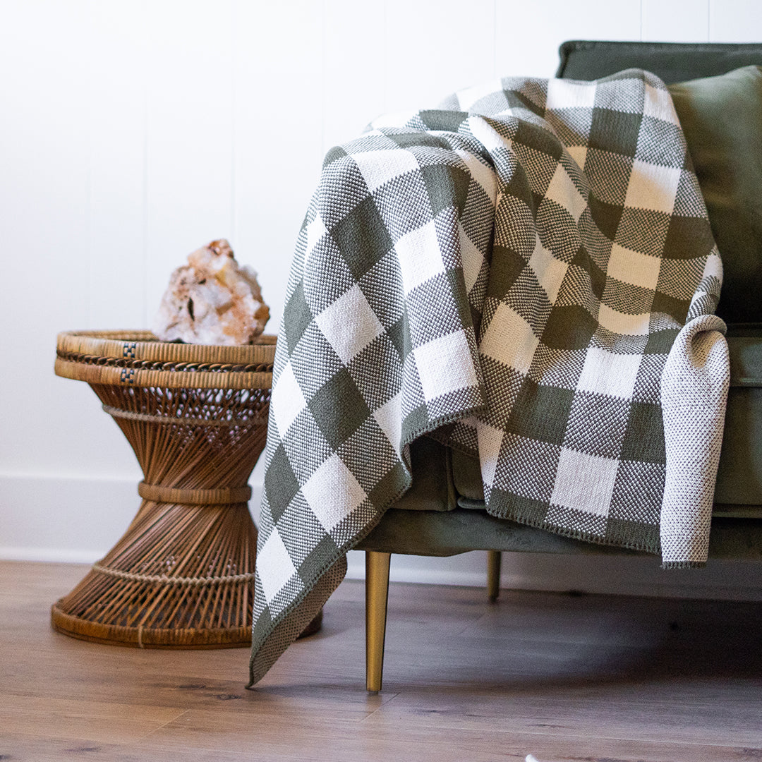 #color_Green + Ivory