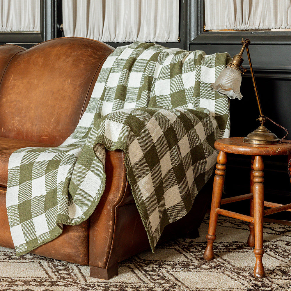 #color_Green + Ivory