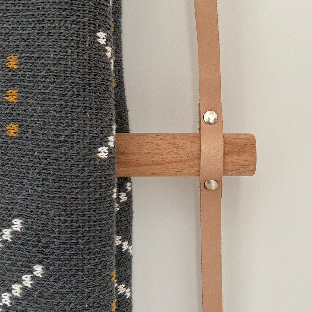 Hanging Blanket Ladder