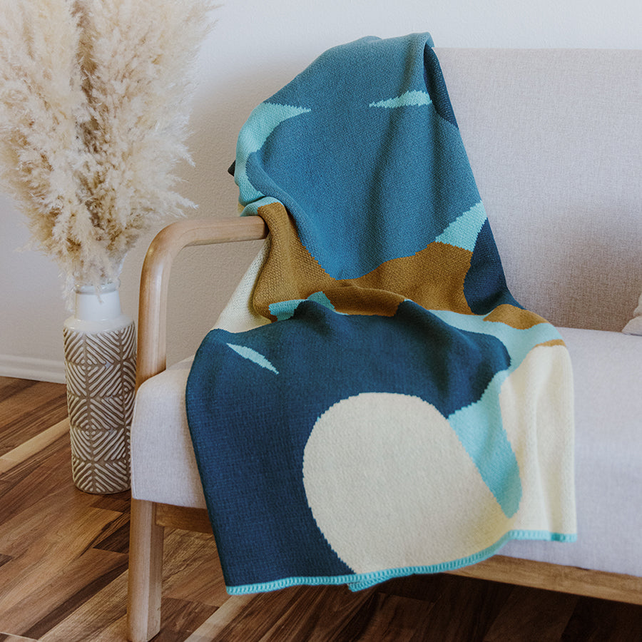 Flourish Throw