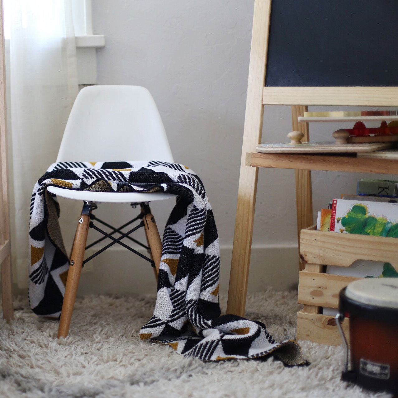 Baby Envie Throw